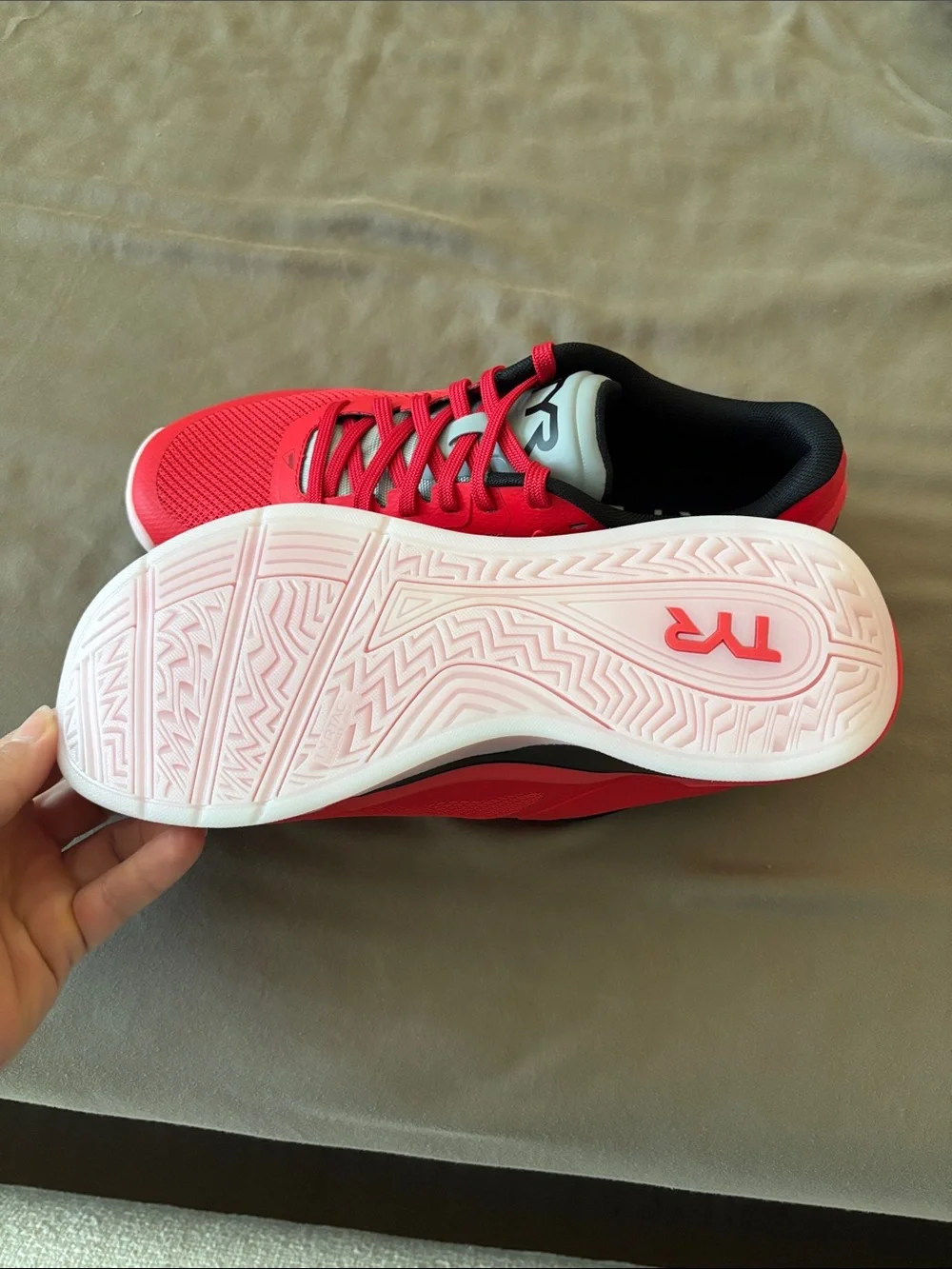 TYR new red/black CXT-3 CrossFit shoe